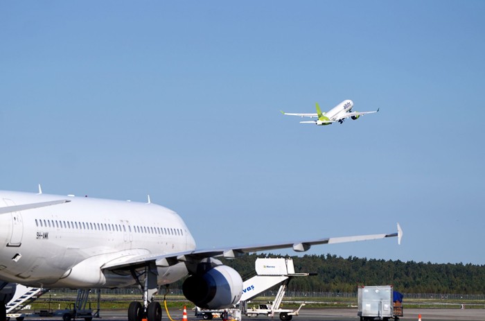 AIR BALTIC