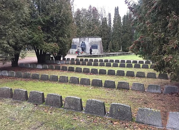 ВОЙНА С МЕРТВЫМИ