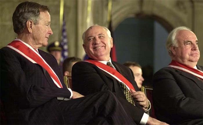 ​ИЗЪЯН МЫШЛЕНИЯ