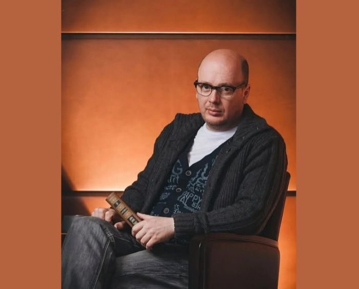 Я УВЛЕКАЛСЯ ГРУСТНЫМИ ЖЕНЩИНАМИ