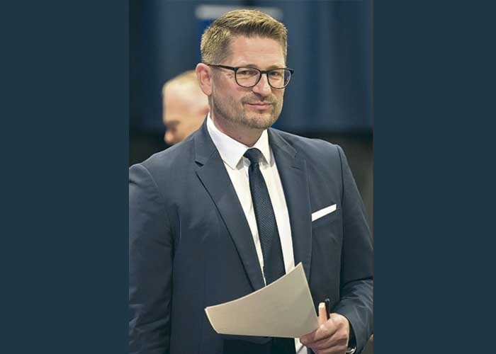 ​ТИРАНИЯ ЛИЦЕМЕРОВ УЖЕ НЕ ВСЕСИЛЬНА