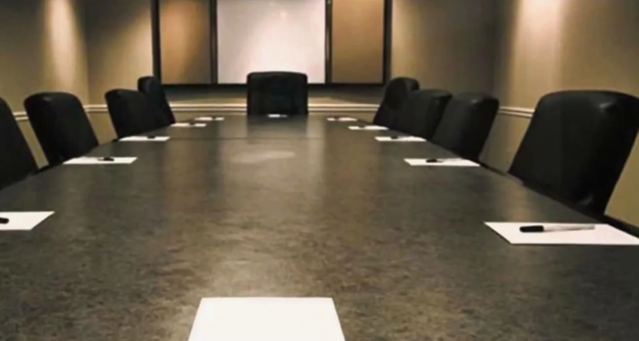 НЕЧА НА ЗЕРКАЛО ПЕНЯТЬ&hellip;