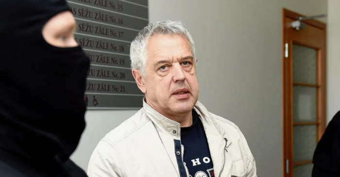 НАПИСАЛ САШЕ ГАПОНЕНКО