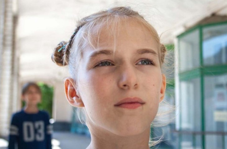 Жизнь 13-летней писательницы из Луганска под угрозой