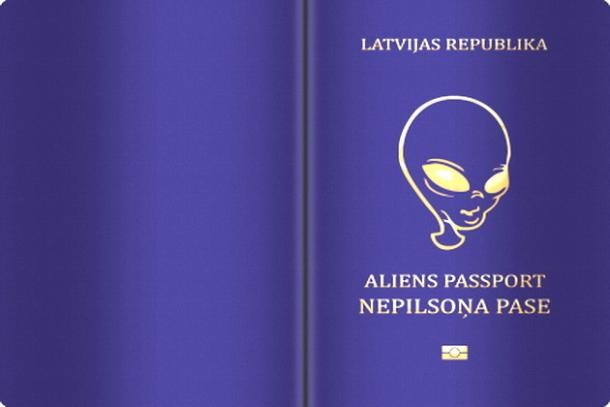 Вслед за референдумом по признанию русского языка вторым государственным мы начинаем активный сбор подписей за предоставление гражданства латвийским негражданам.Декларация движения «За равные права»