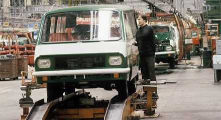 ВЕРХ АБСУРДА: ЛАТВИЯ СОСТАВЛЯЕТ ПРОТИВ РОССИИ ИСК
