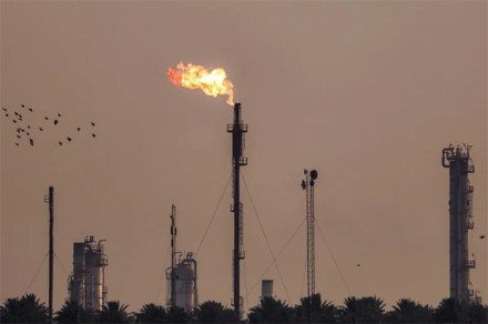 ПОЧЕМУ САНКЦИИ НА НЕФТЬ БОЛЬШЕ НЕ РАБОТАЮТ?