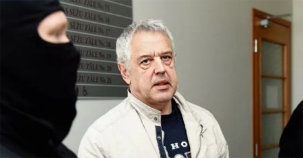 ТЮРЕМНЫЕ БУДНИ ПРОФЕССОРА