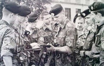 ПОСЛЕДНИЕ СОЛДАТЫ ГИБНУЩЕЙ СТРАНЫ. ПРЕДАННЫЕ И ГОНИМЫЕ