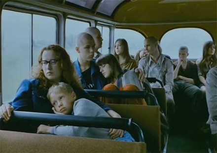 АБСУРДНО, ДЕПРЕССИВНО И СТРАШНО