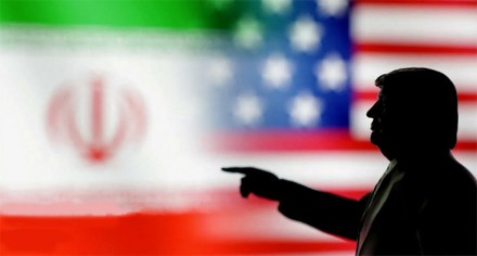 ИРАН НЕ ОТПУСКАЕТ США С ВОЙНЫ