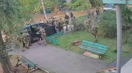 УКРАИНСКИЕ ЭЛИТЫ ДЕЛЯТ ПОСЛЕДНИЕ ДЕНЬГИ ЗАПАДА