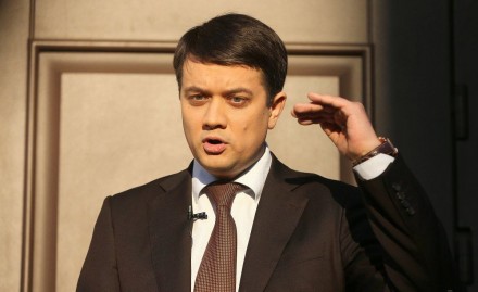 В украинском парламенте депутатам могут разрешить выступать на русском языке