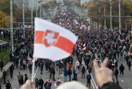 Полицейский марш и польские партизаны