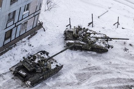 С чем связано обострение на Донбассе